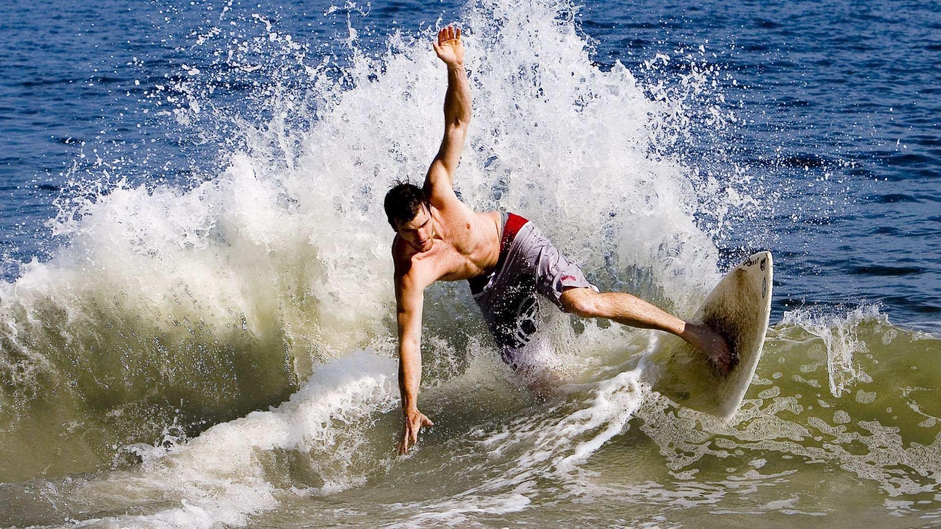 接力决赛美队后程逆转中国，美国队接力纪录