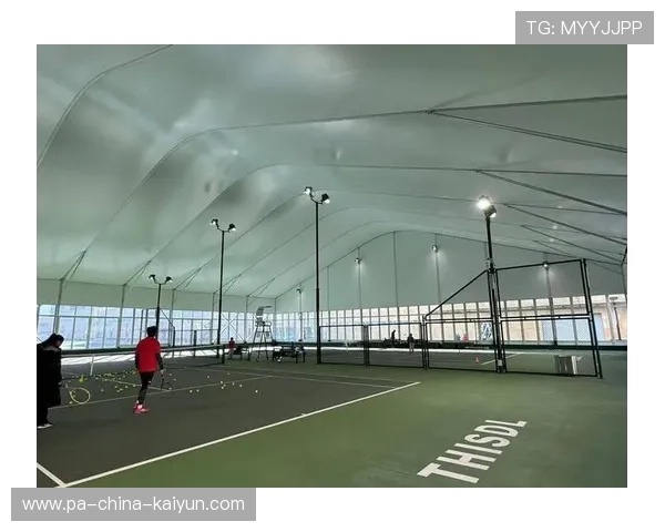 体育场馆周边夜经济兴起带动本地服务行业发展，体育场馆附近适合开什么店